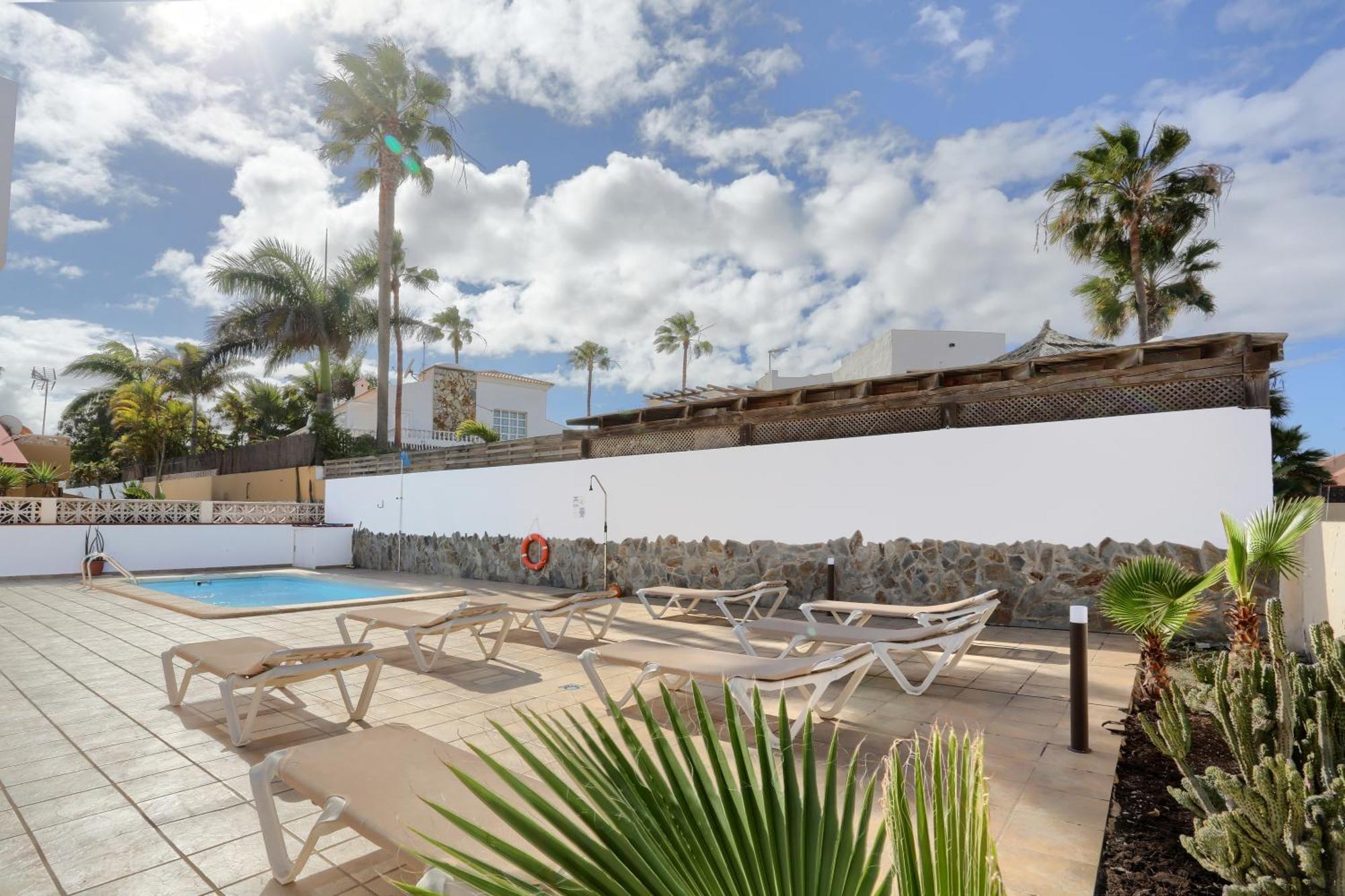 Residencia Lena Apartment Corralejo Luaran gambar