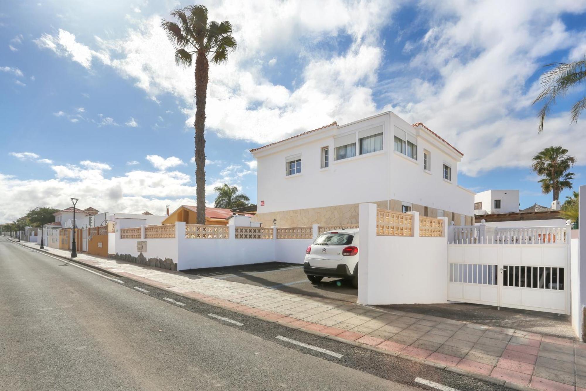 Residencia Lena Apartment Corralejo Luaran gambar